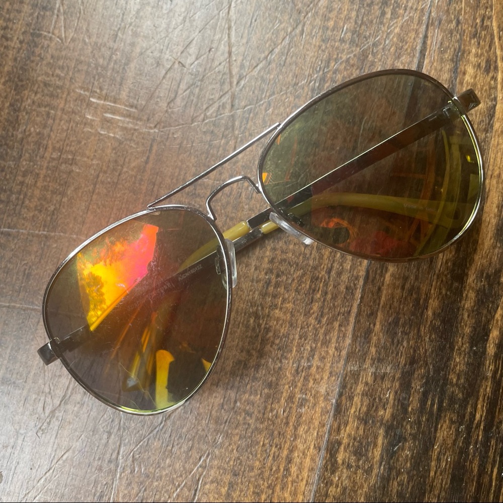 Juicy Couture Aviator Mirrored Lens Sunglasses